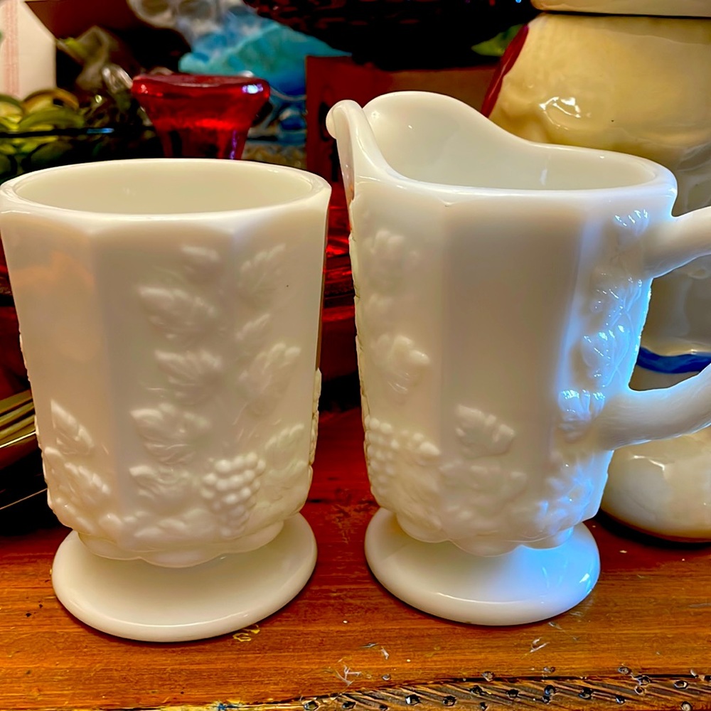 Westmorland Milkglass Grape Harvest Creamer & Sugar Set
